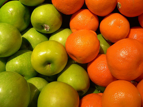 Pictures Of Apples And Oranges. Compare apples to apples